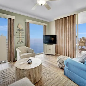 Aparthotel Million Dollar Views, Stunning Beachfront